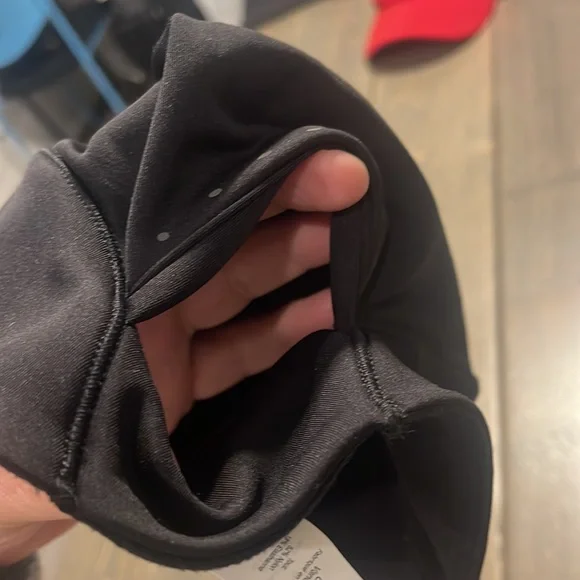 🎉🎉🎉Host Pick🎉🎉🎉 NWT Lululemon Beanie - Picture 6 of 11